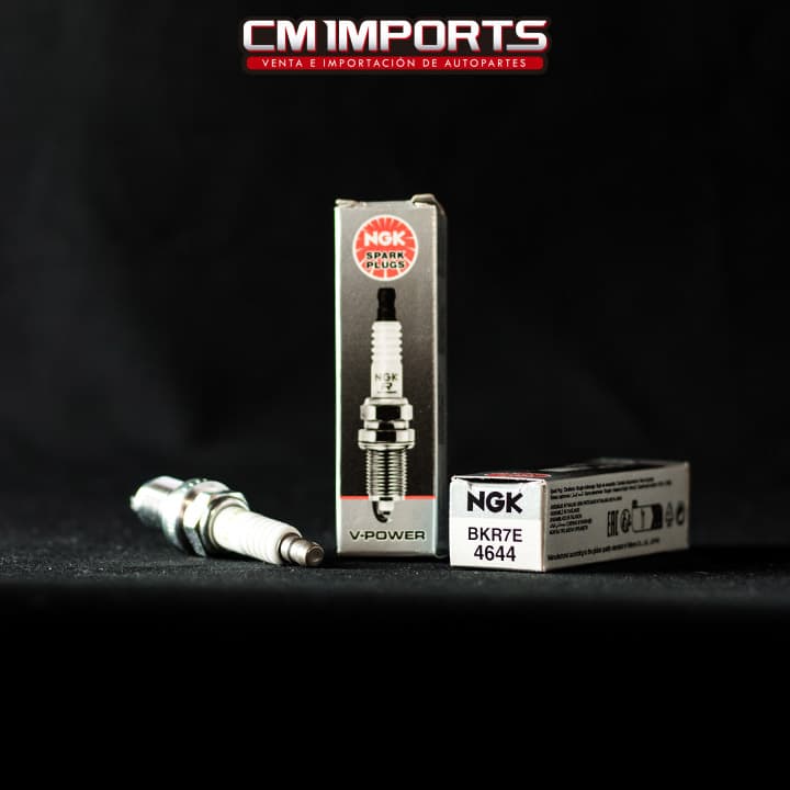 Bujías NGK BKR7E